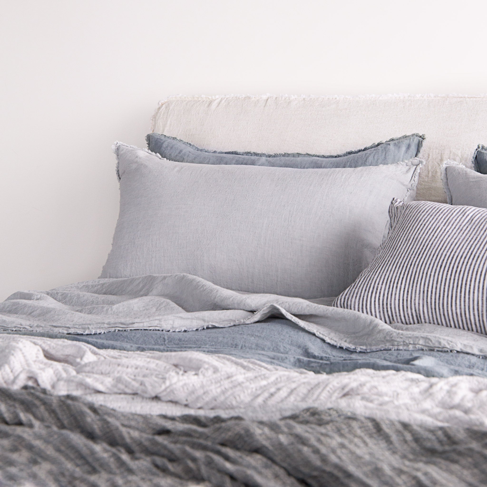 Flocca Linen Pillowcase | Pale Grey  | Hale Mercantile Co.