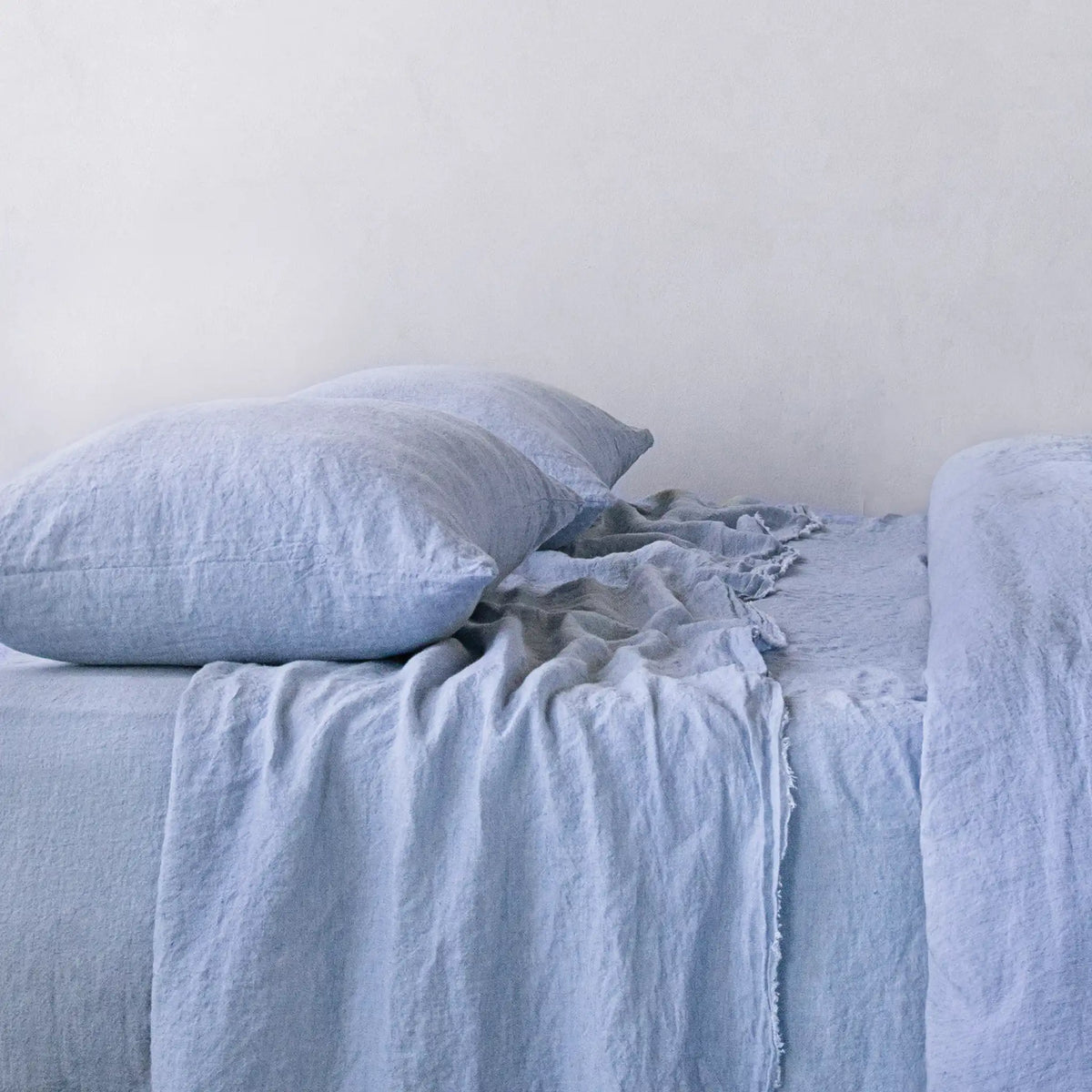 Basix Linen Pillowcase - Azzura