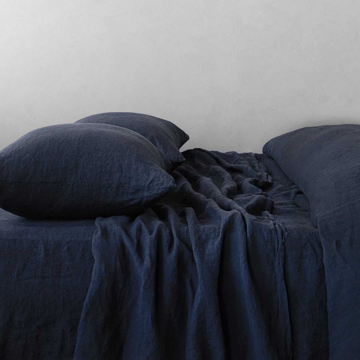 Basix Linen Pillowcase - Bateau