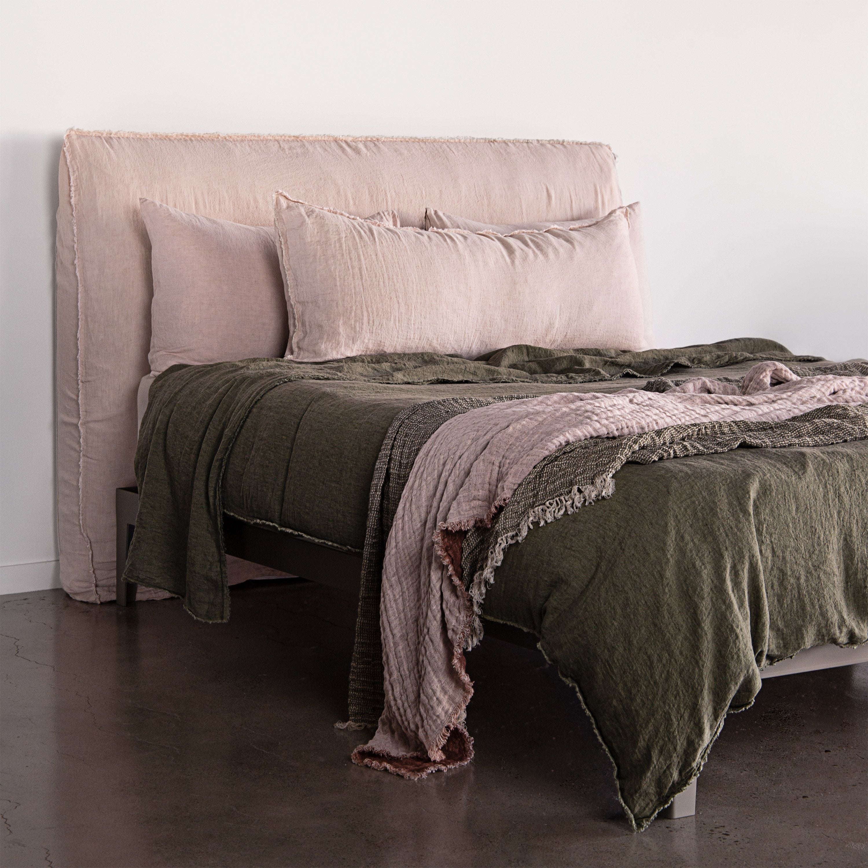 Short Linen Bedhead | Earthy Pink | Hale Mercantile Co.