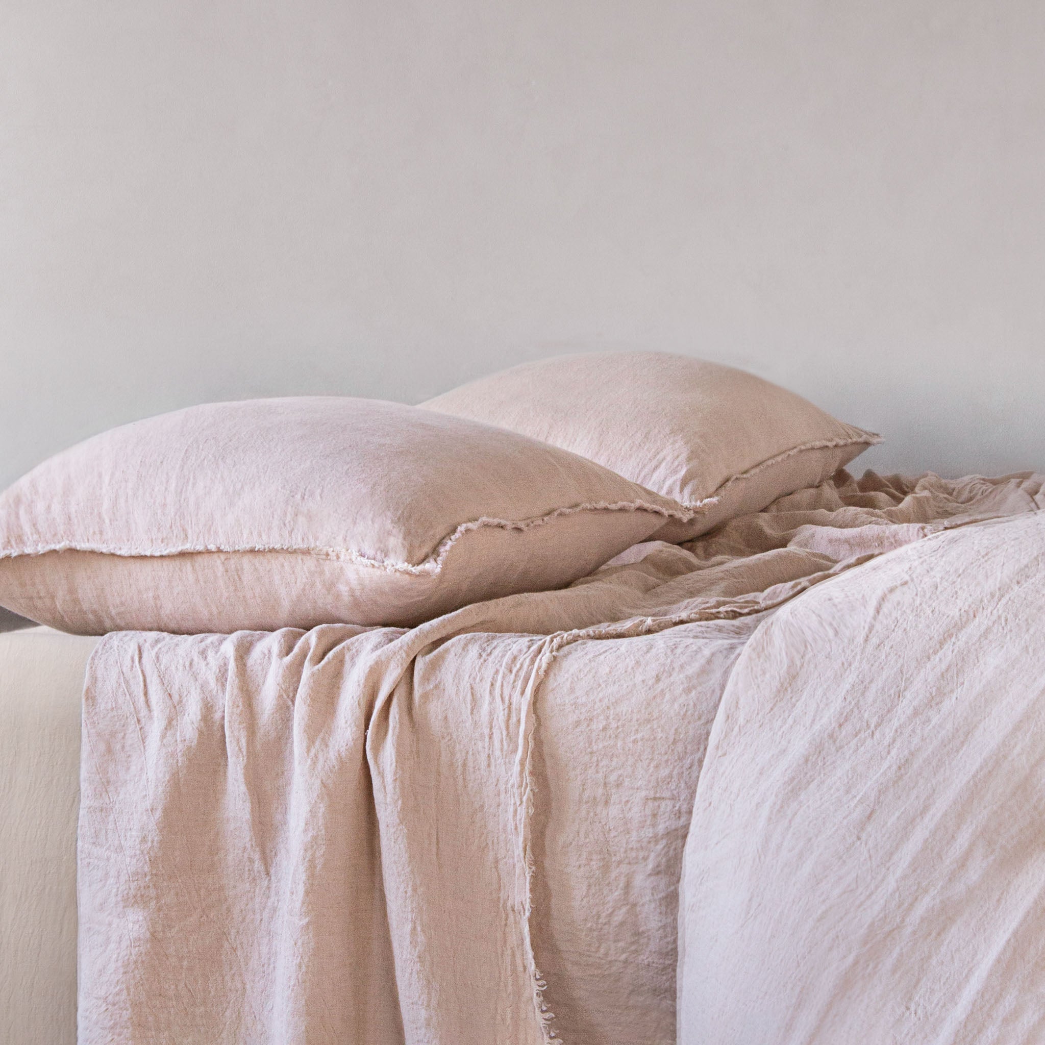 Flocca Linen Pillowcase | Earthy Pink  | Hale Mercantile Co.