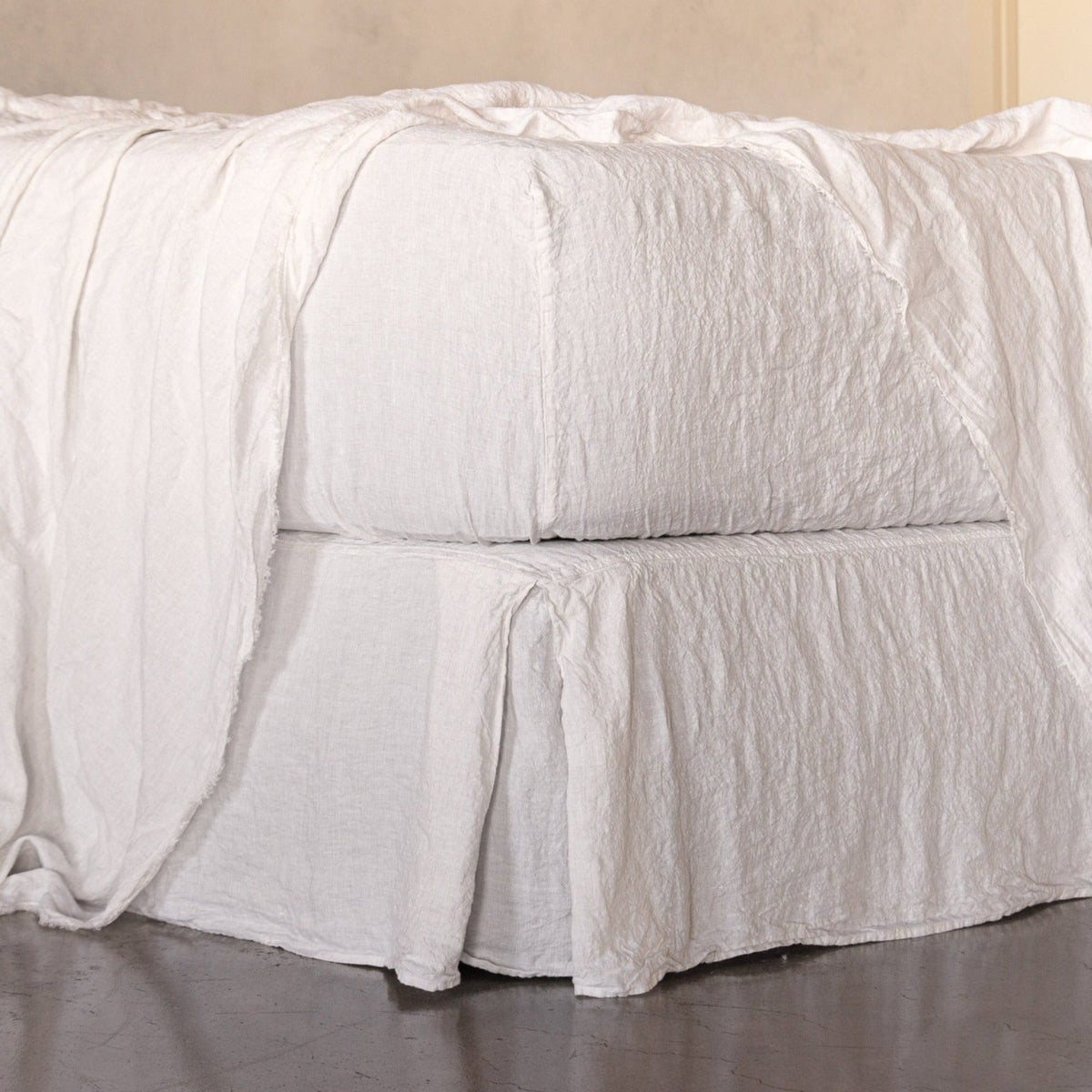 Basix Linen Fitted Sheet - Petra