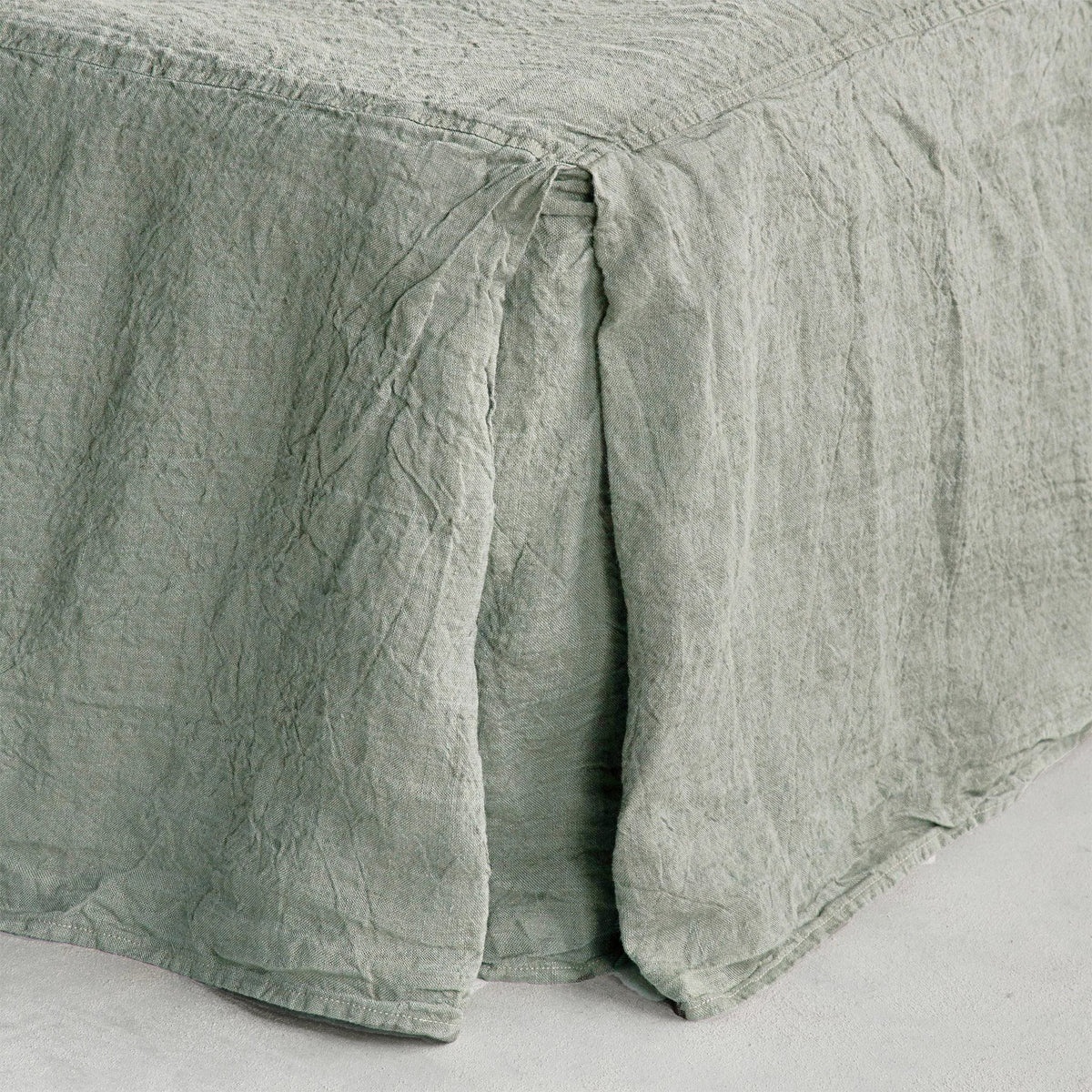 Basix Linen Bed Skirt/Valance - Argent - Queen