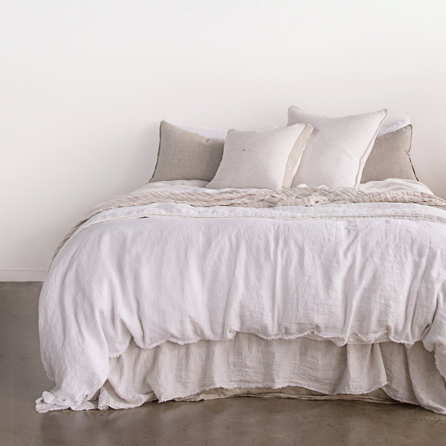 Flocca Linen Pillowcase | Sandy Grey | Hale Mercantile Co.