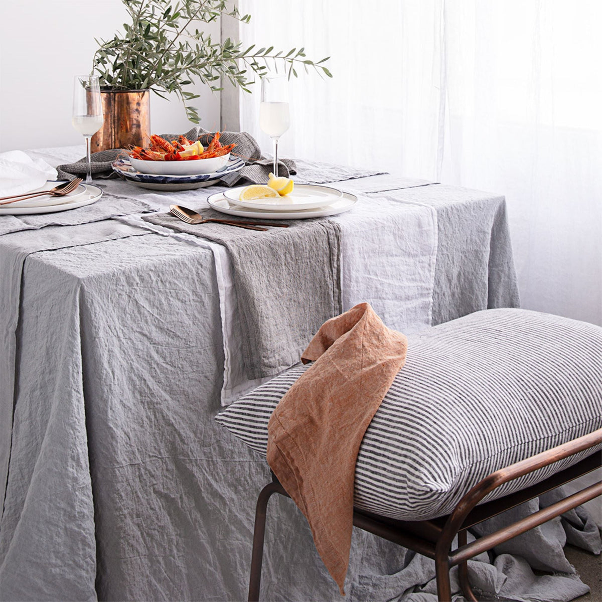 Flocca Linen Tablecloth - Fog