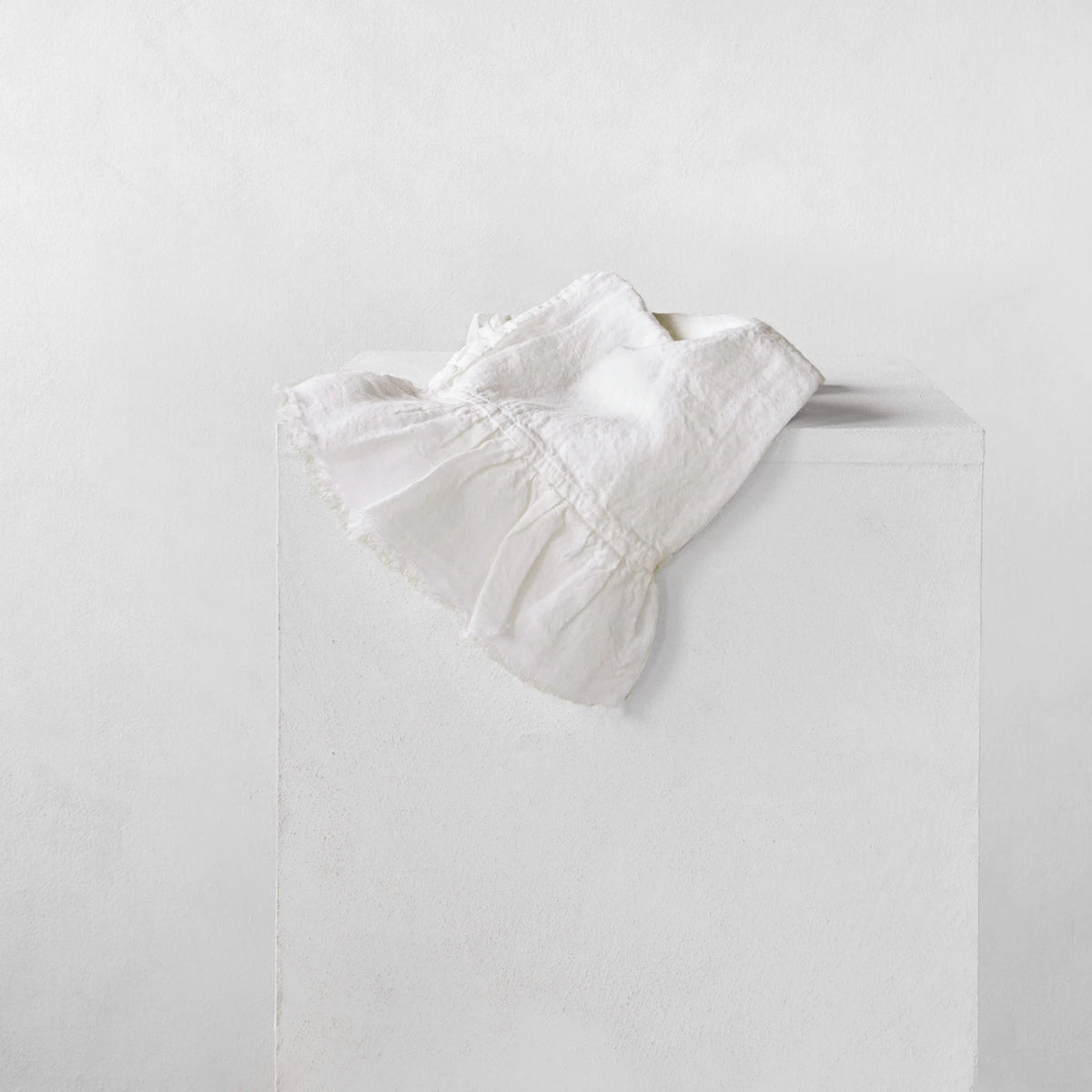 Kristine Linen Guest Towel - Petra