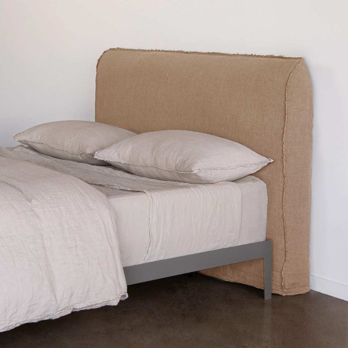 Flocca Linen Bedhead Short - Carmel