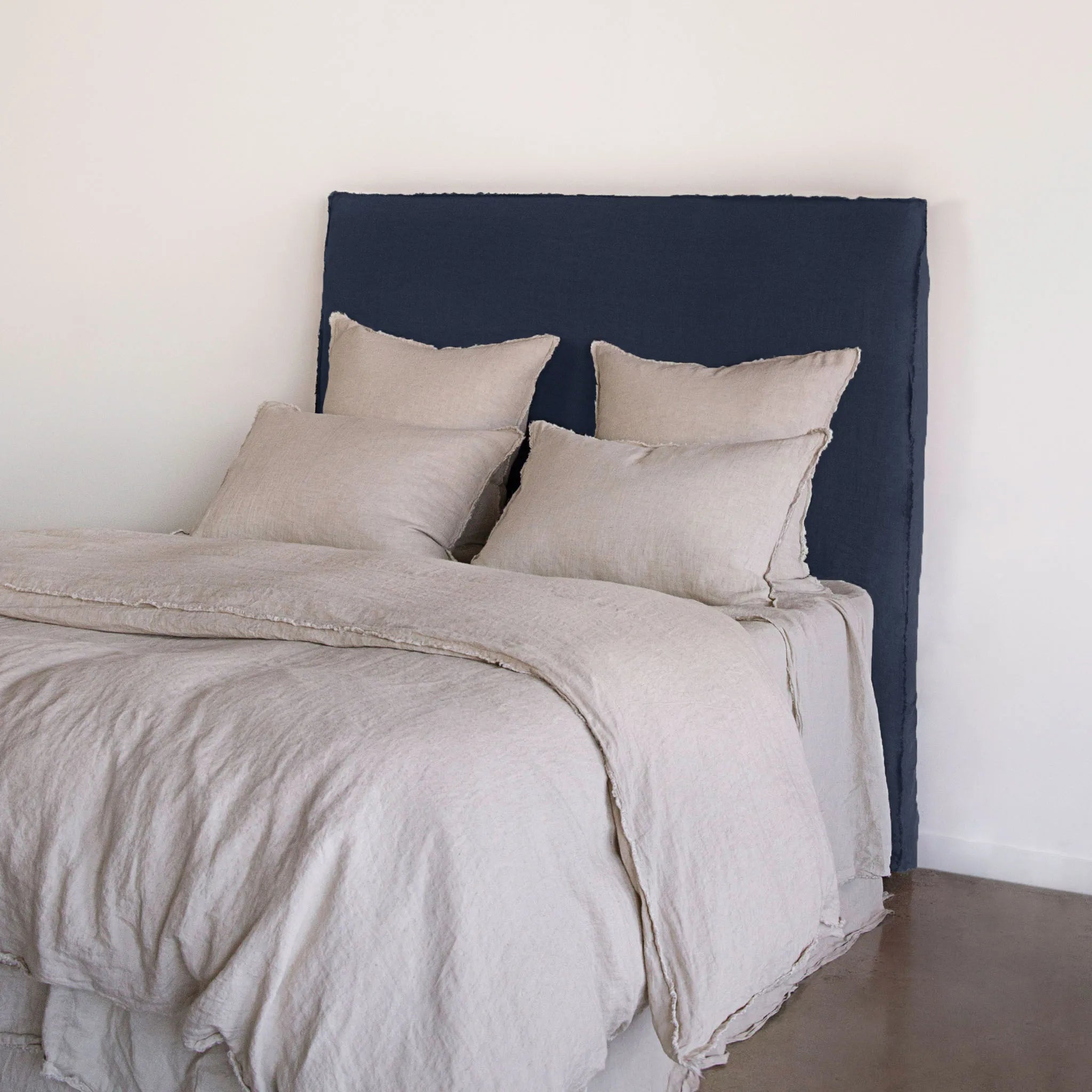 Short Linen Bedhead | Navy Blue | Hale Mercantile Co.
