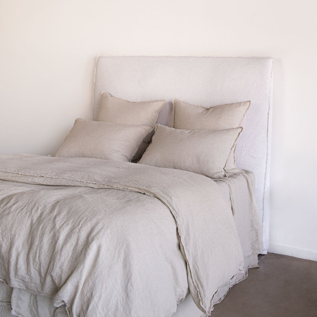 Flocca Linen Bedhead Tall - Petra - Queen