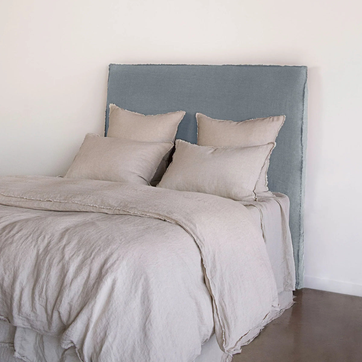 Flocca Linen Bedhead Tall - Roy - Queen