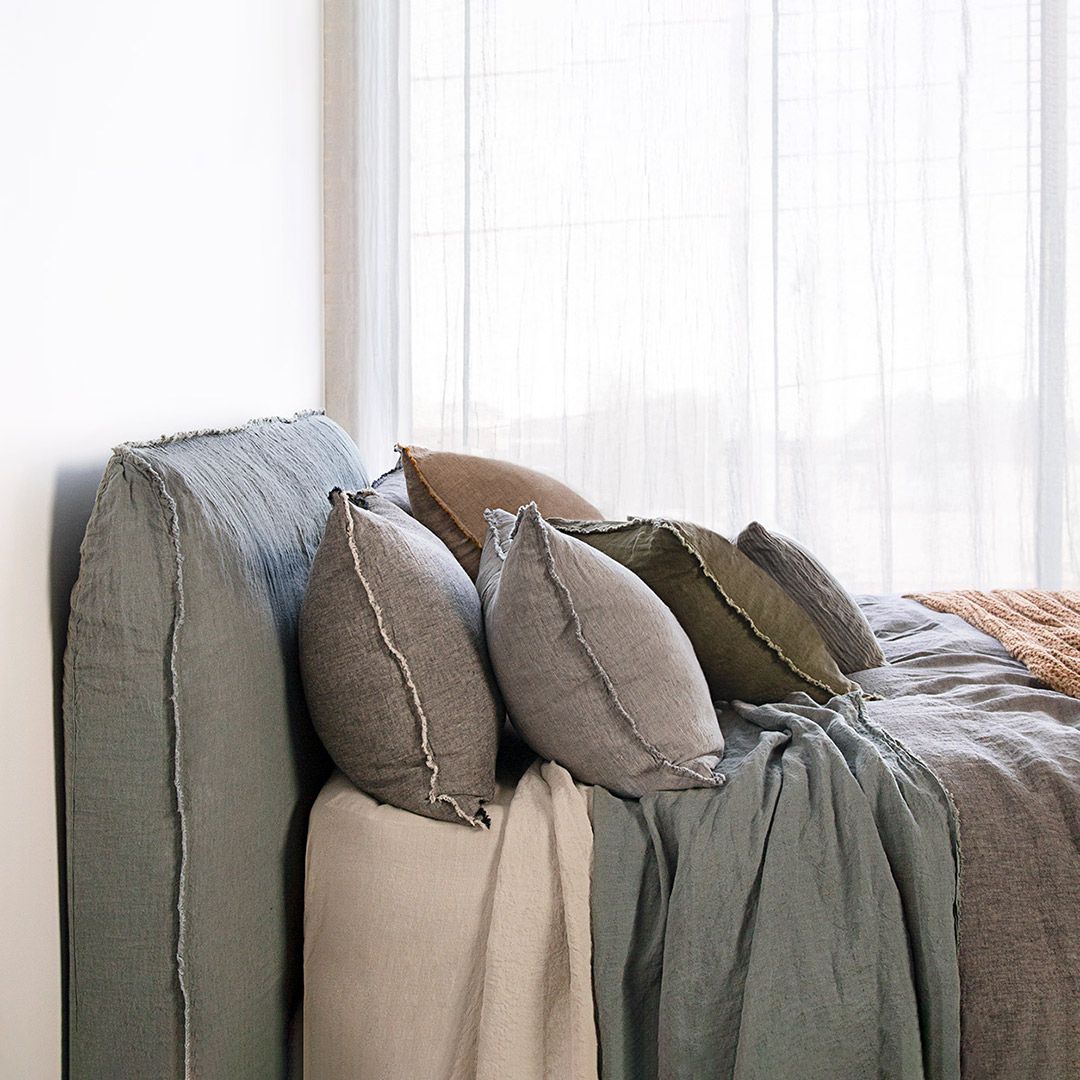 Flocca Linen Bedhead Short - Mare