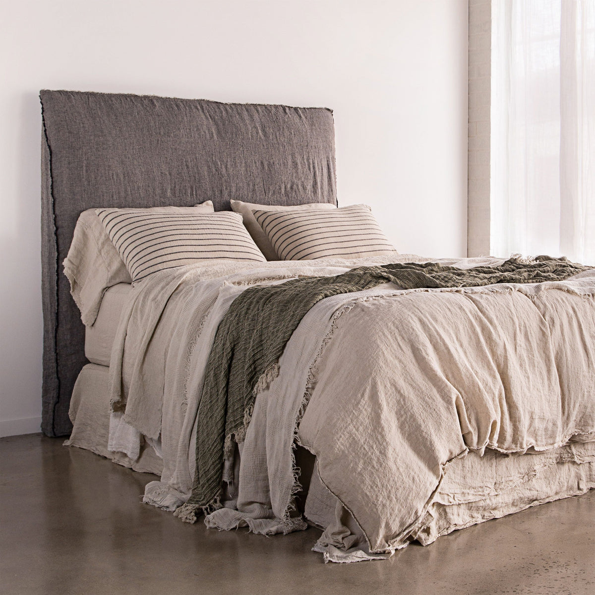 Flocca Linen Bedhead Tall - Nox