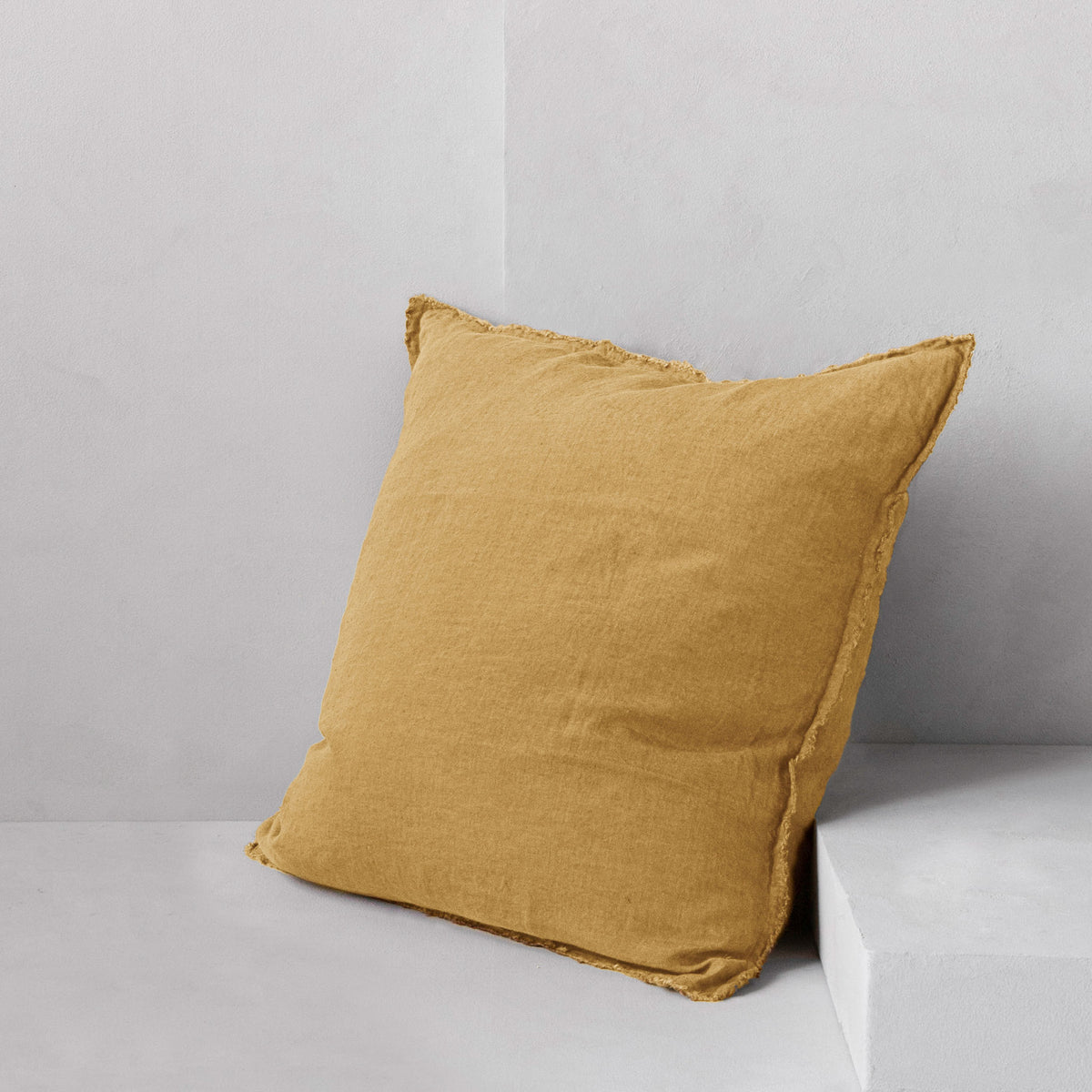 Flocca Linen Cushion - Maiz