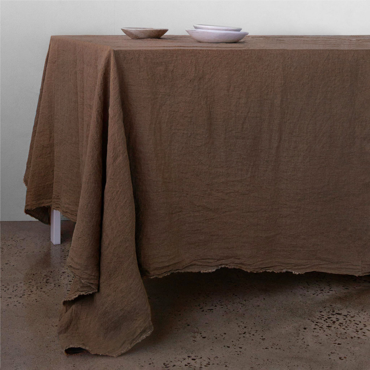 Flocca Linen Tablecloth - Bere